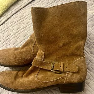 BANDOLINO GENUINE LEATHER SIDE ZIP BOOTS SIZE 8.5 MED